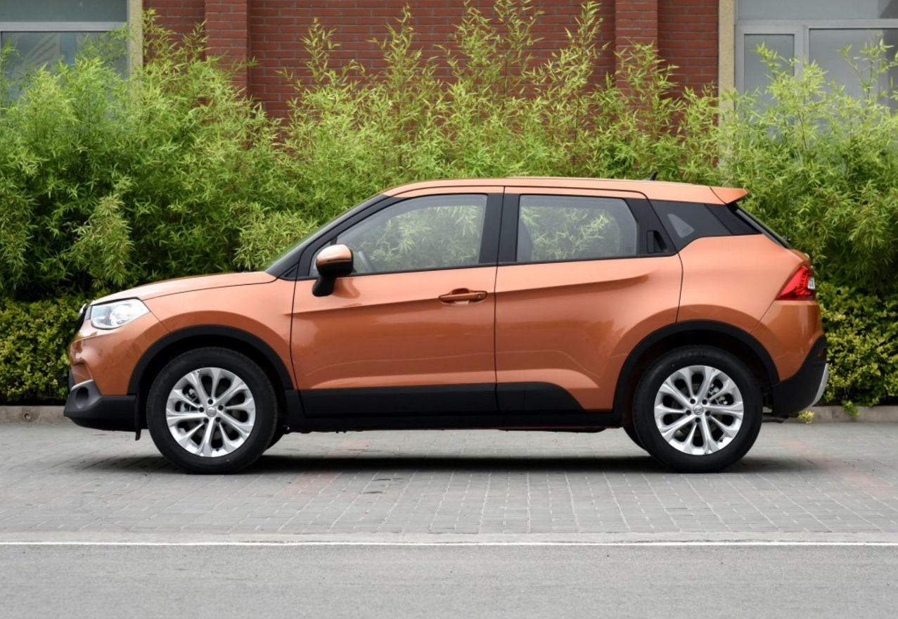 国产小型suv中的"弯道王",5万起步竞争宝骏510,应该获得认可