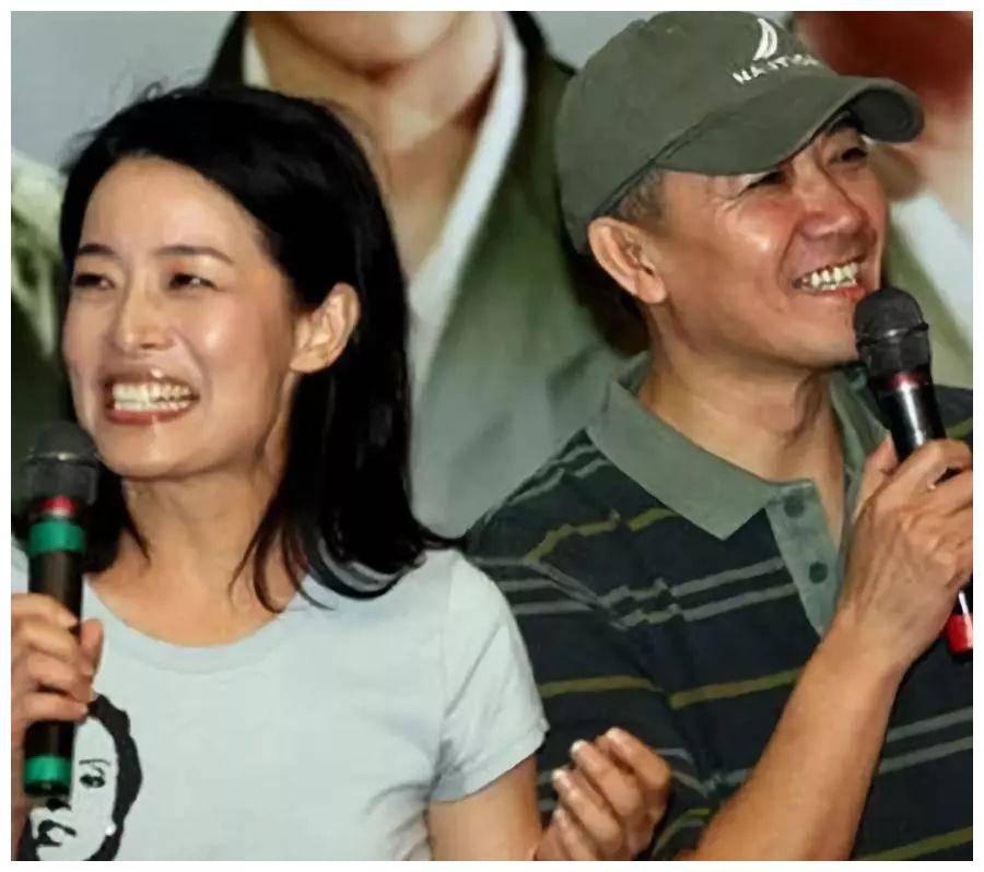 李幼斌红了,为什么他不提携亲姐姐李野萍?