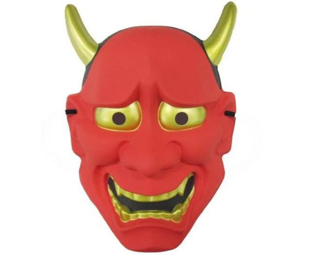 笑般若,半人半鬼,人性未泯.