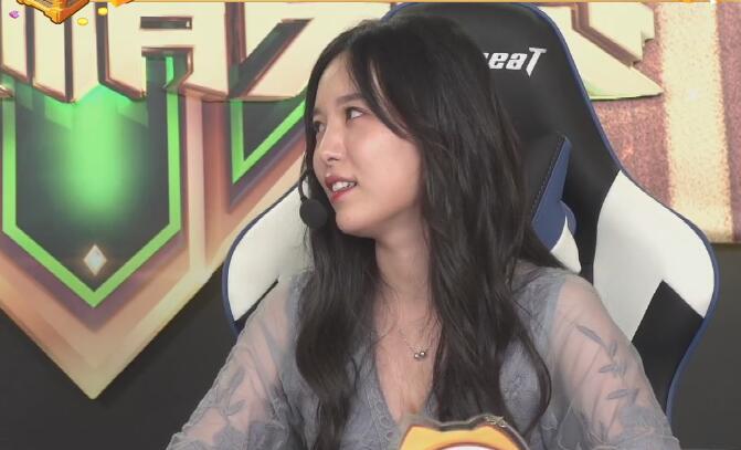 虎牙dnf心悦精英赛各战队竞争激烈女解说薄纱装成最大亮点