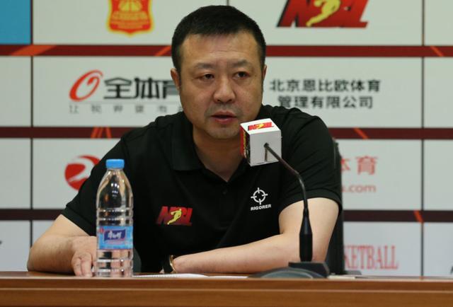 张勇曾率领安徽文一在2016赛季夺冠,新赛季来到广西威壮后,他立马为