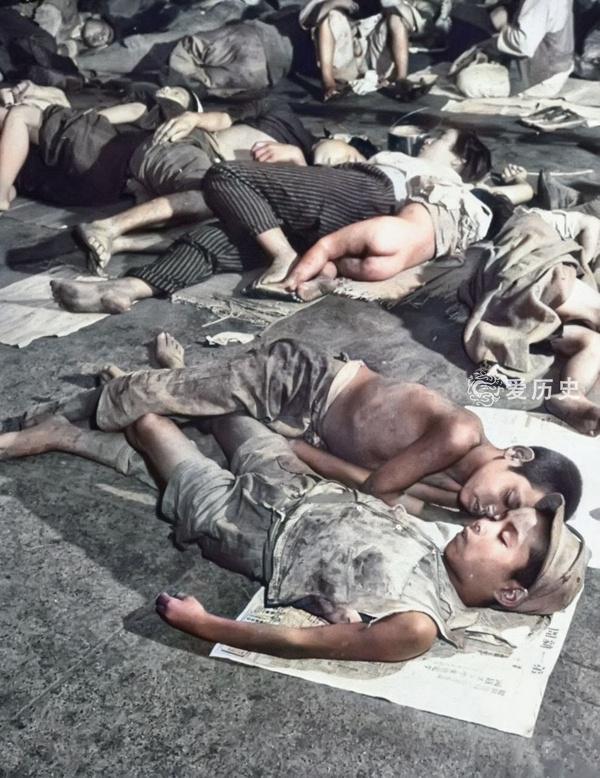 日本侵略战争给自己制造了12万孤儿 从国家的孩子到不情愿的负担