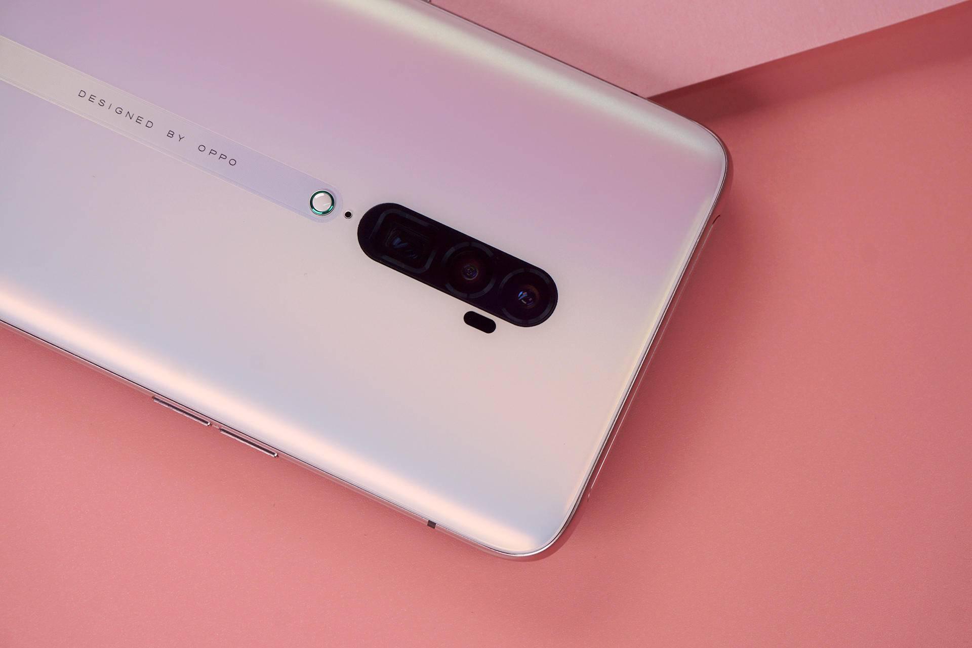 oppo reno10倍变焦版薄雾粉,灵感版今日开售!