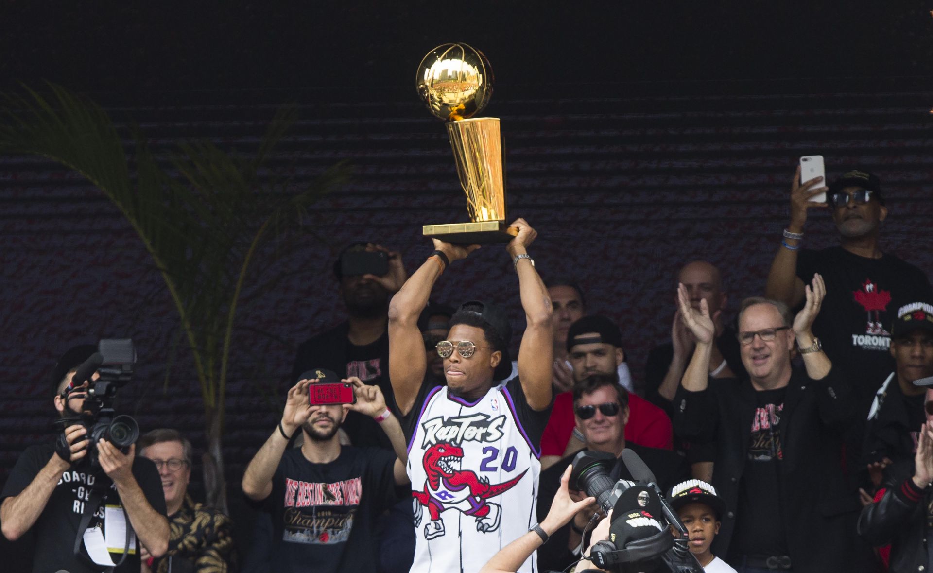 多伦多举行猛龙队夺冠游行及庆祝活动