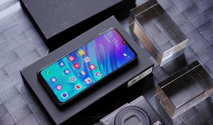 华为畅享9s和麦芒8全面测评!看看哪款更让你心动?