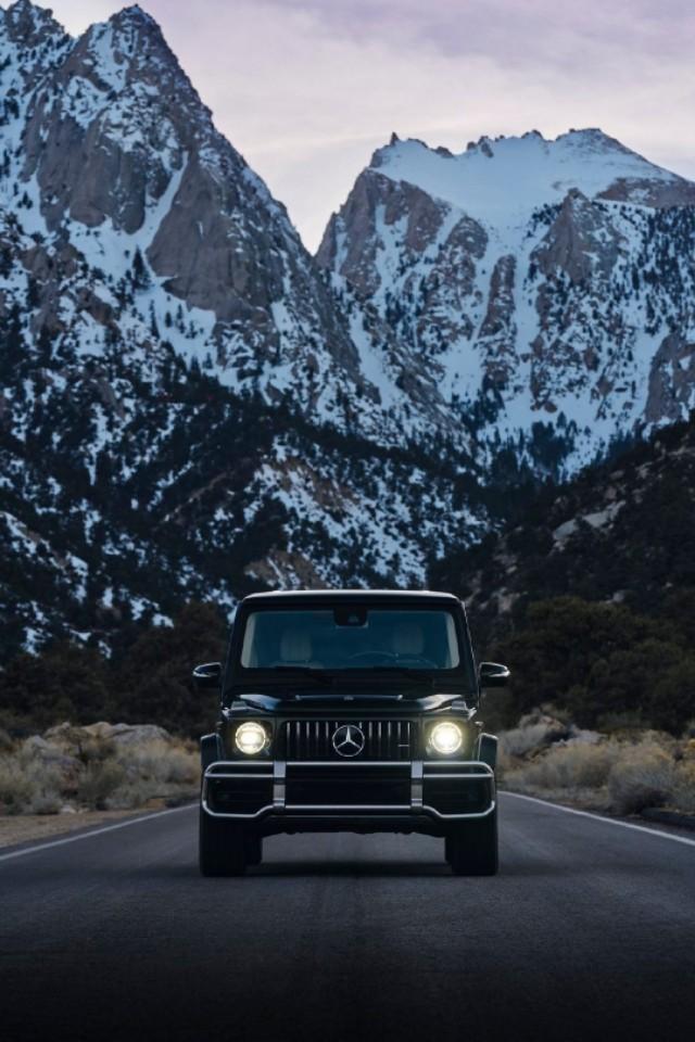 墨绿色全新奔驰g63amg做壁纸还不错