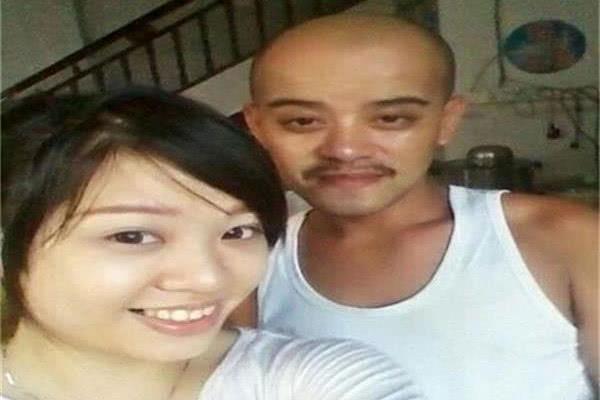 因长相酷似光头强被妻子抛弃如今成为网红走上人生巅峰