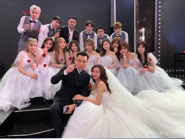韩安冉大婚成大型脱粉现场网红的噩梦堪称史上最恐怖婚礼