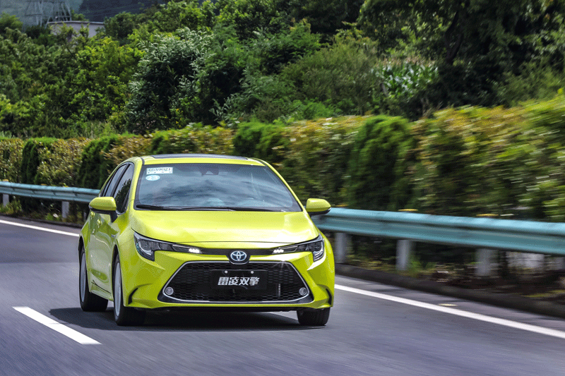 "俊俏小生"也能很居家,试驾全新换代雷凌