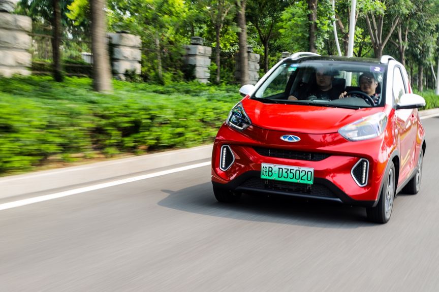 试驾丨奇瑞2019款小蚂蚁,换个角度看微型新能源车