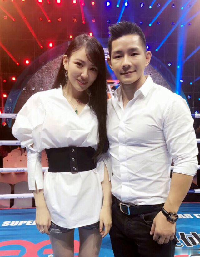 中国拳王实力不输邹市明,连胜日本拳王后走红,妻子神似林志玲