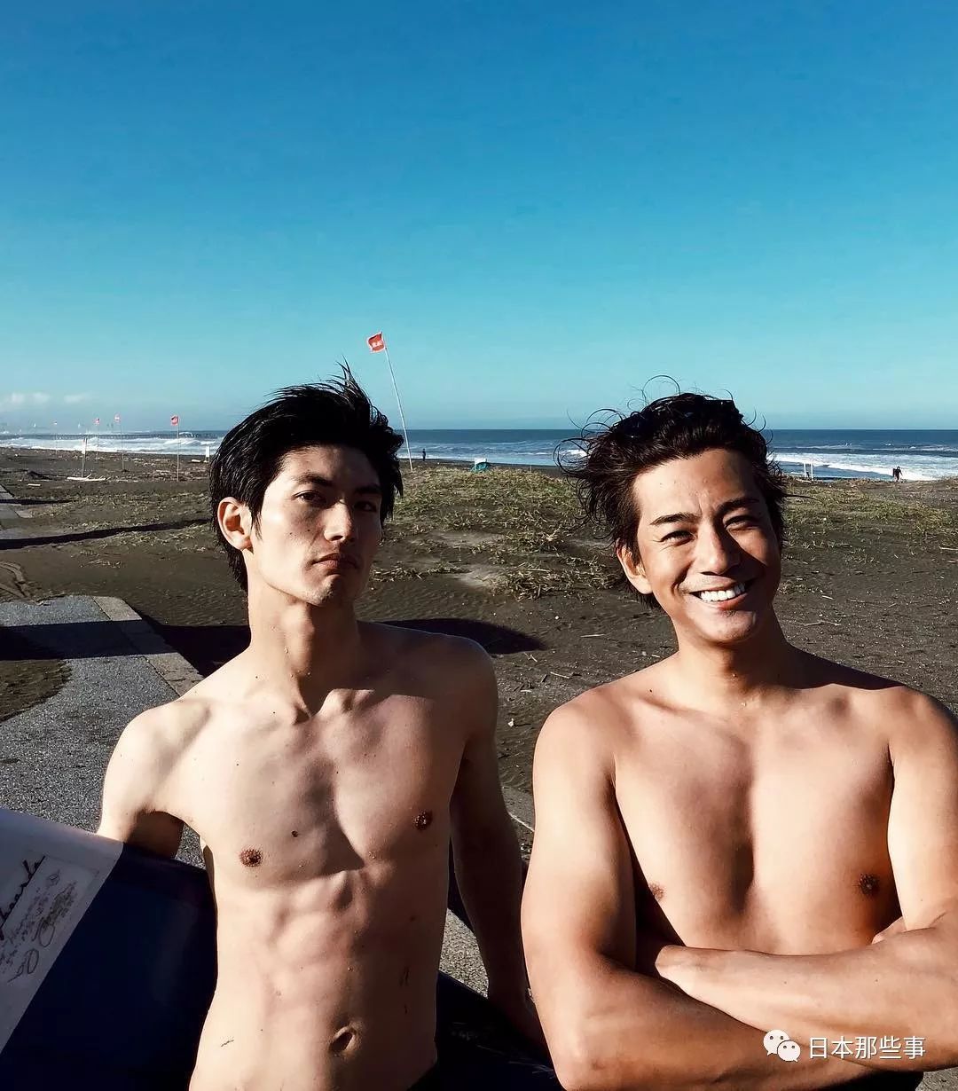三浦翔平期待与三浦春马合作二人私下好似亲兄弟 三浦春马 三浦翔平 极道鲜师 新浪娱乐 新浪网 三浦翔平期待与三浦春马合作二人私下好似亲兄弟 三浦春马 三浦翔平 极道鲜师 新浪娱乐 新浪网