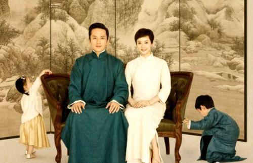 孙俪采访被问三胎,一旁的邓超回应亮了,不看还真的不知道!