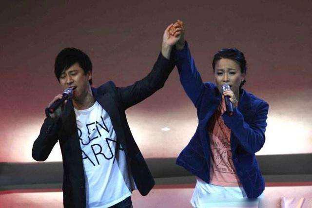 14次上春晚红极一时章子怡主动和他合作51岁解晓东近照依然帅