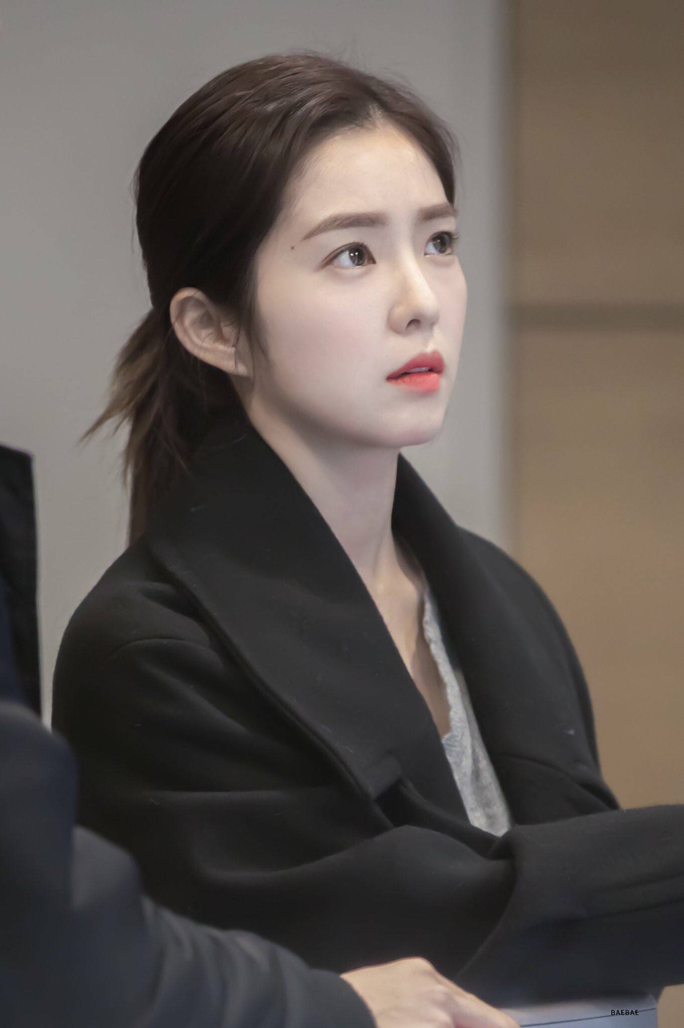 路人镜头下的裴珠泫,这种颜值也太能打了