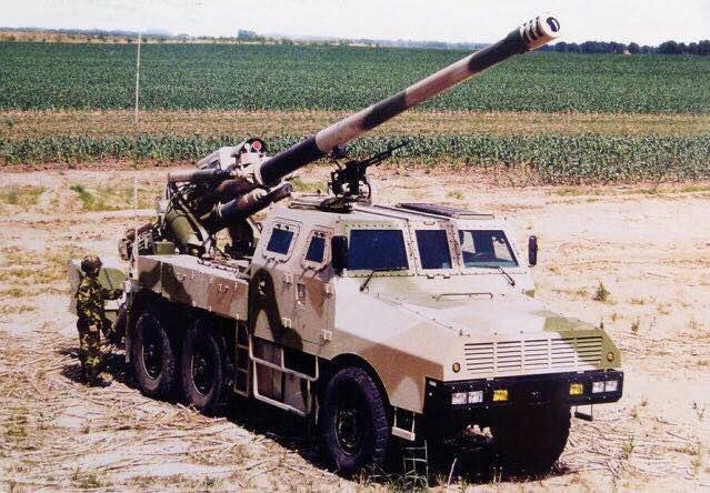 法国"凯撒"155mm自行榴弹炮,一度被看作是现代卡车炮的鼻祖