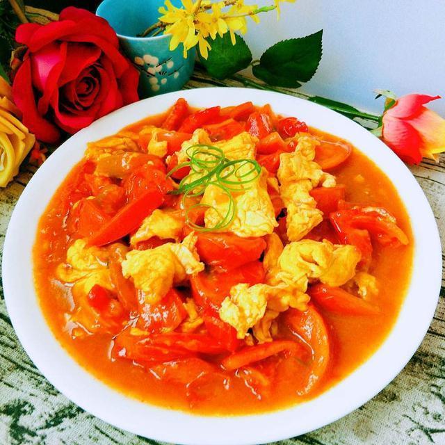 西红柿炒鸡蛋,千万不要直接炒蛋!教你一招,鸡蛋更香西红柿更甜