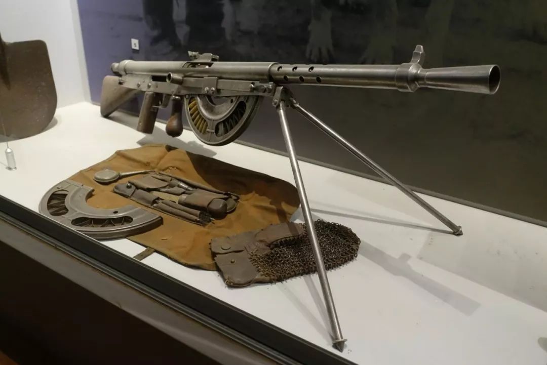 枪界耻辱是怎样炼成的史上最坑爹绍沙轻机枪轻武专栏