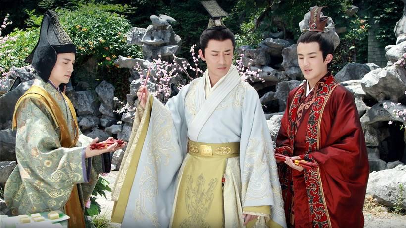 贫民老婆被婆婆抢走，送进皇宫成为皇妃，最后生下千古一帝|王孙|老婆|女儿_新浪新闻