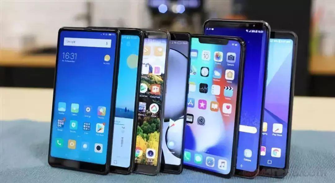 昨日,微博联合赛诺市场研究发布的《2018年智能手机微报告》数据,则是