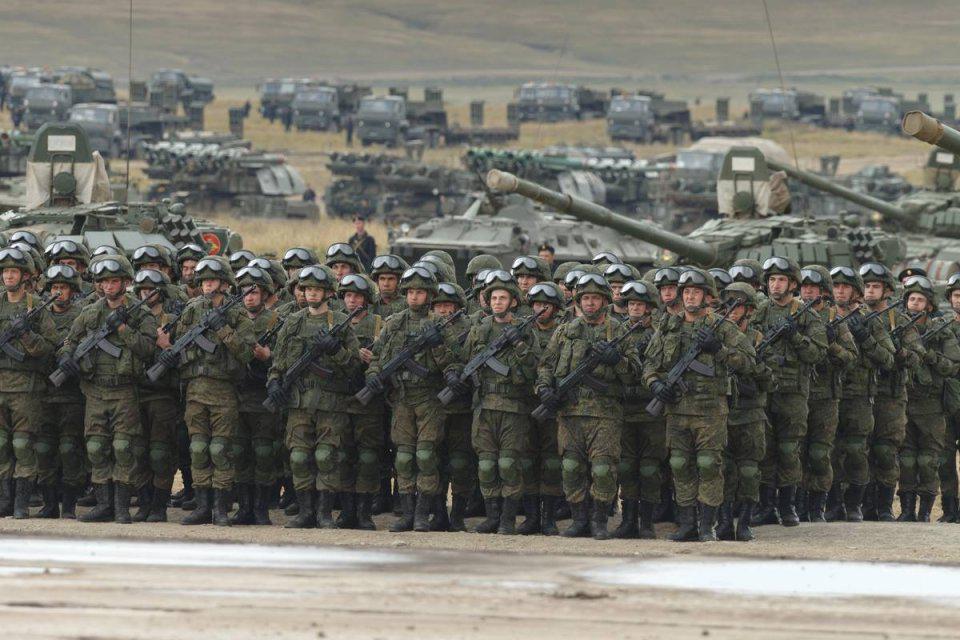 15万俄军奔赴战场,导弹部队进入战备状态,北约