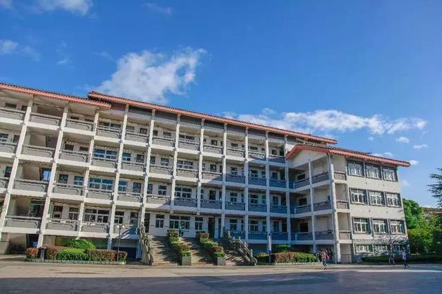 这,就是镇海中学!