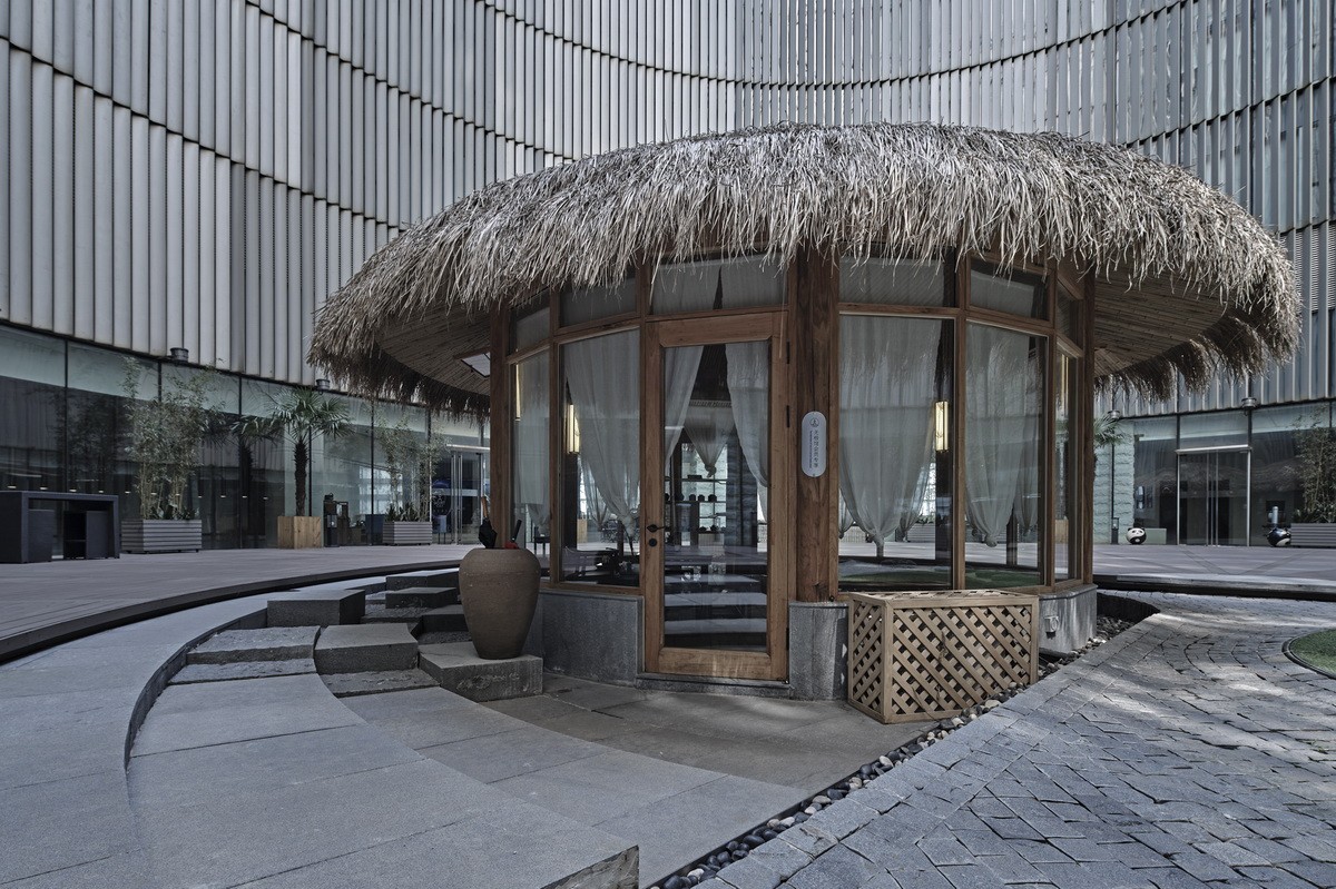 坐井观天,上海喜玛拉雅中心无极场茶室设计 / 上海善祥建筑设计