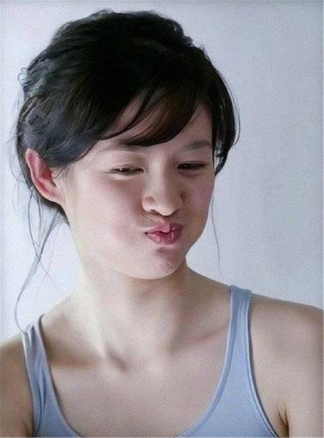 汪峰真是捡到宝了章子怡十五年前照片曝光嘟嘴卖萌可爱到爆