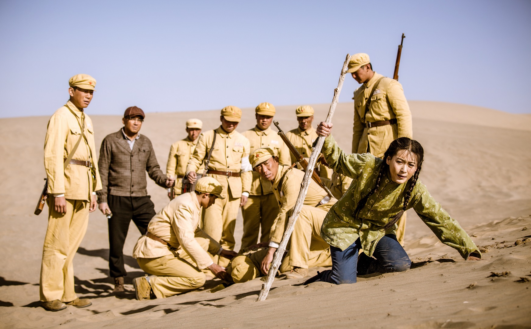 《共和国血脉》丹琳体验先辈艰辛 追寻革命足迹