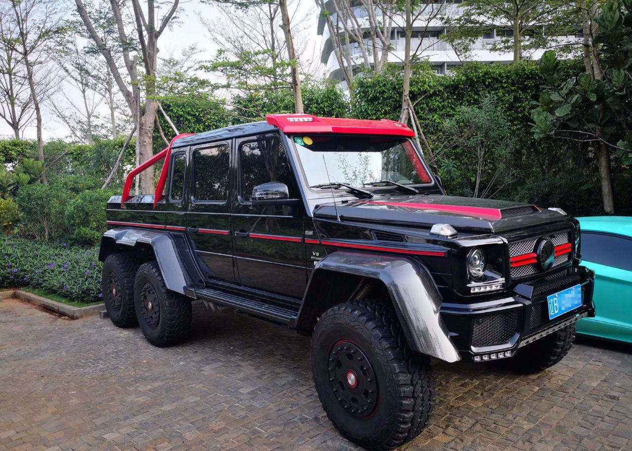 国内最贵越野车,988万,一共有3台,其中一台自燃过