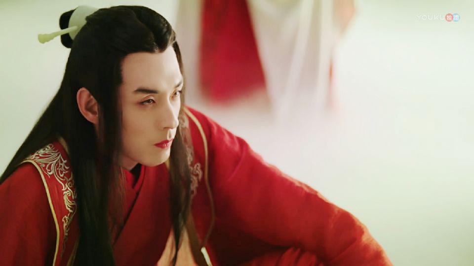 男扮女装的网剧,有男扮女装情节的电视剧-第2张图片-潮百科