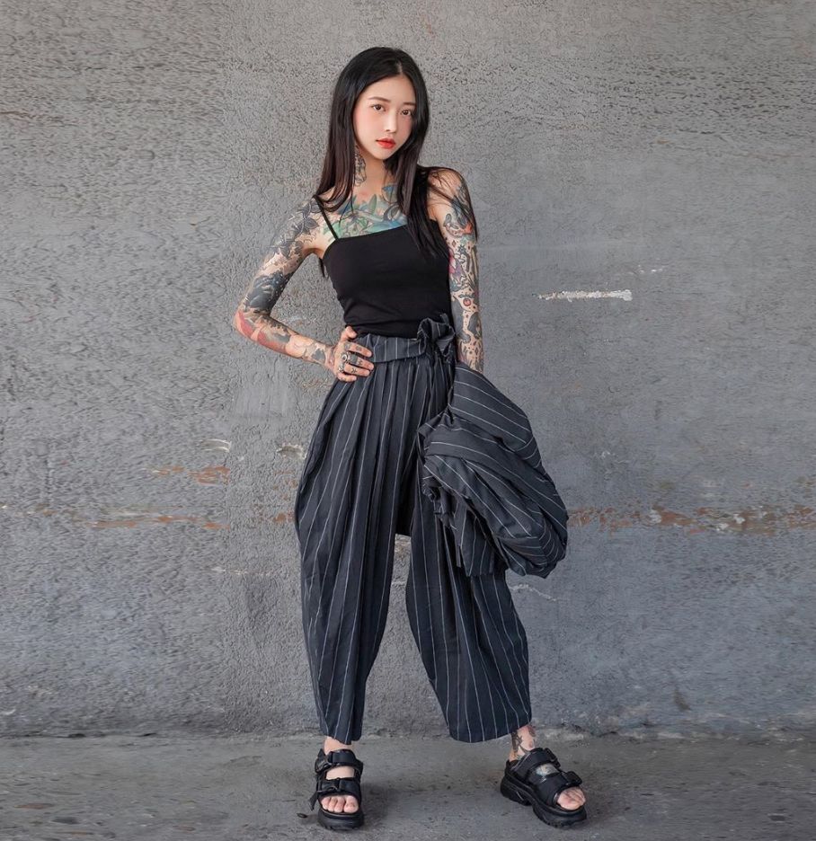 死鱼眼飞机场的男人婆换头变超美甜心可她为啥嫁了个长鼻怪