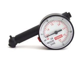 汽車的正常胎壓是多少？怎么測才準確？