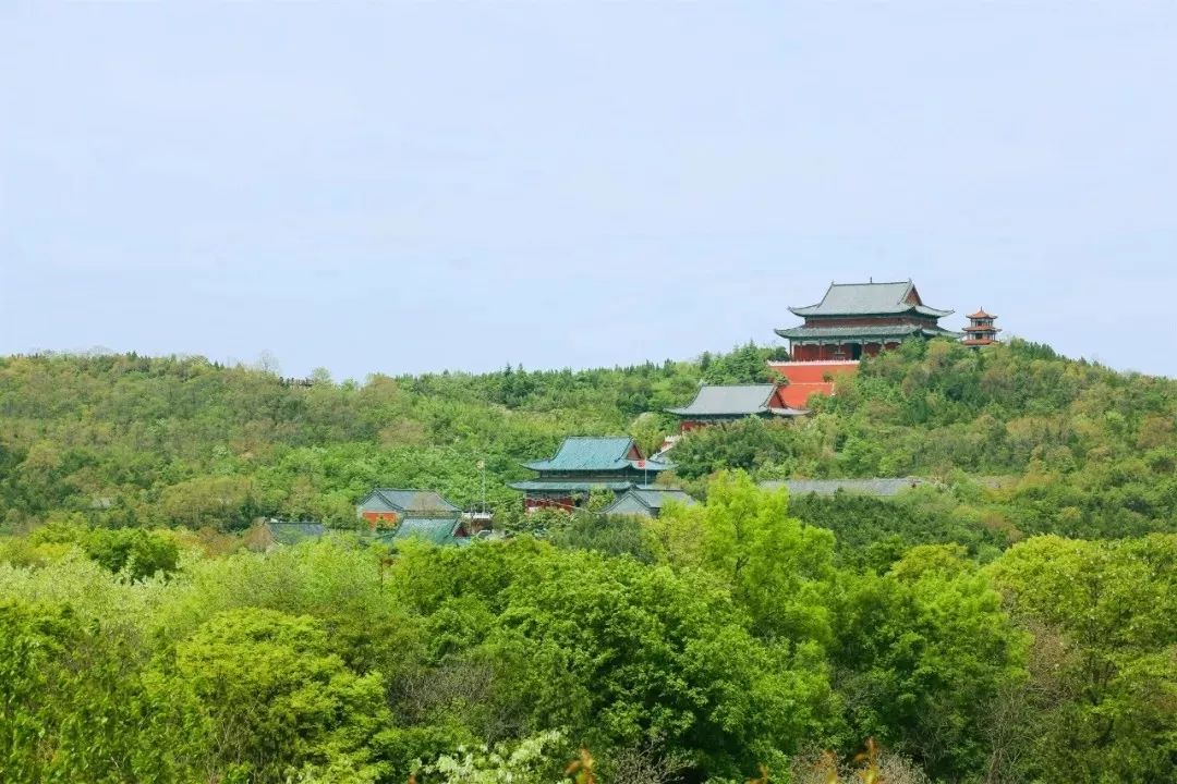 考试结束,快来艾山度过清凉暑期