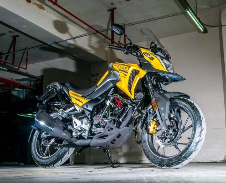 精雕细琢出来的产品,五羊-本田cb190x"猛鸷"摩托车!