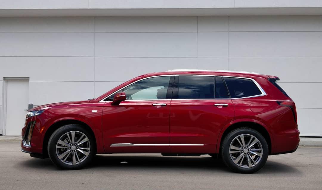 红色的真漂亮 全新凯迪拉克xt6海外实车