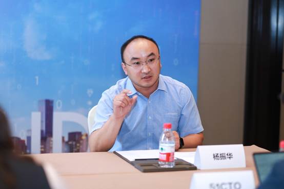 数码大方东北大区总经理 杨振华据了解,数码大方是中国知名的工业软件