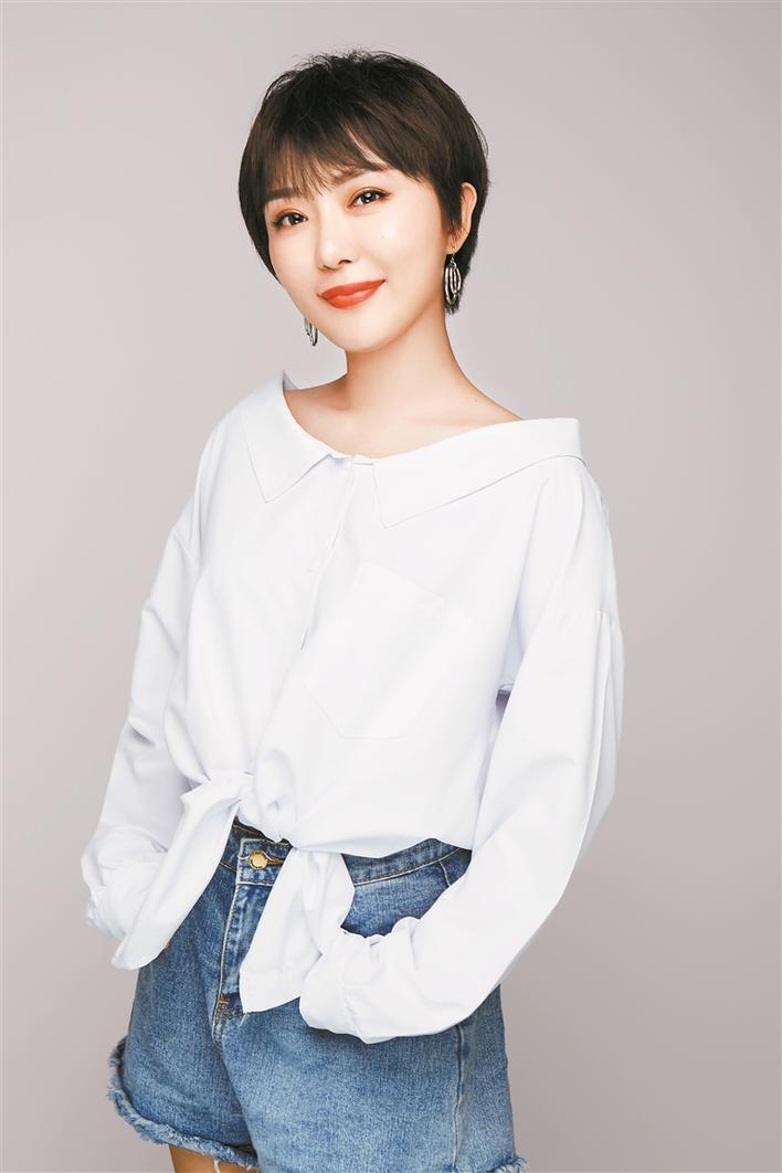 面点王特约·深晚悦读女郎|面点|赵梓|深圳欢乐谷_新浪新闻
