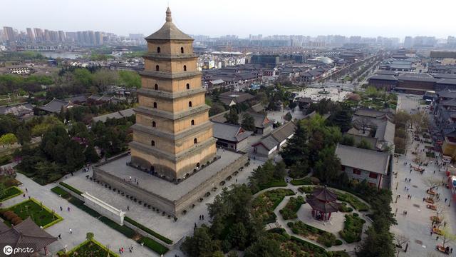 这个季节去西安游玩看完大雁塔又去小雁塔