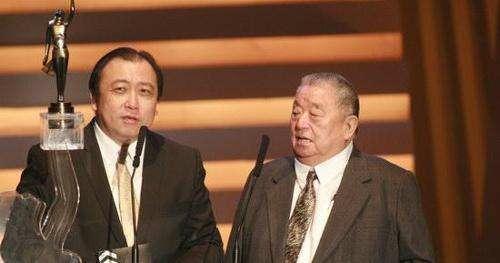 王晶老爸王天林有多厉害?网友:八位徒弟全都是香港影坛知名导演|王天林|王晶|徒弟_新浪新闻