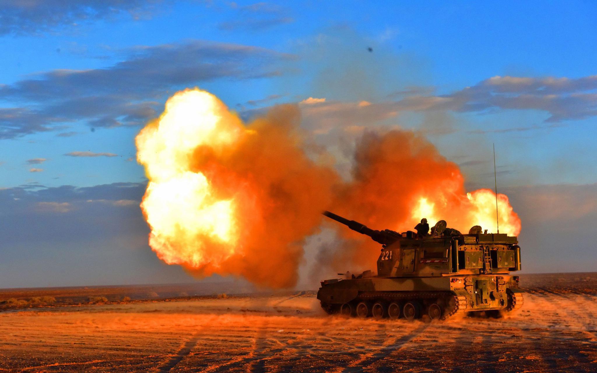 国产plz_05式自行榴弹炮当之无愧,堪称中国的战争之锤,意在一锤定胜负