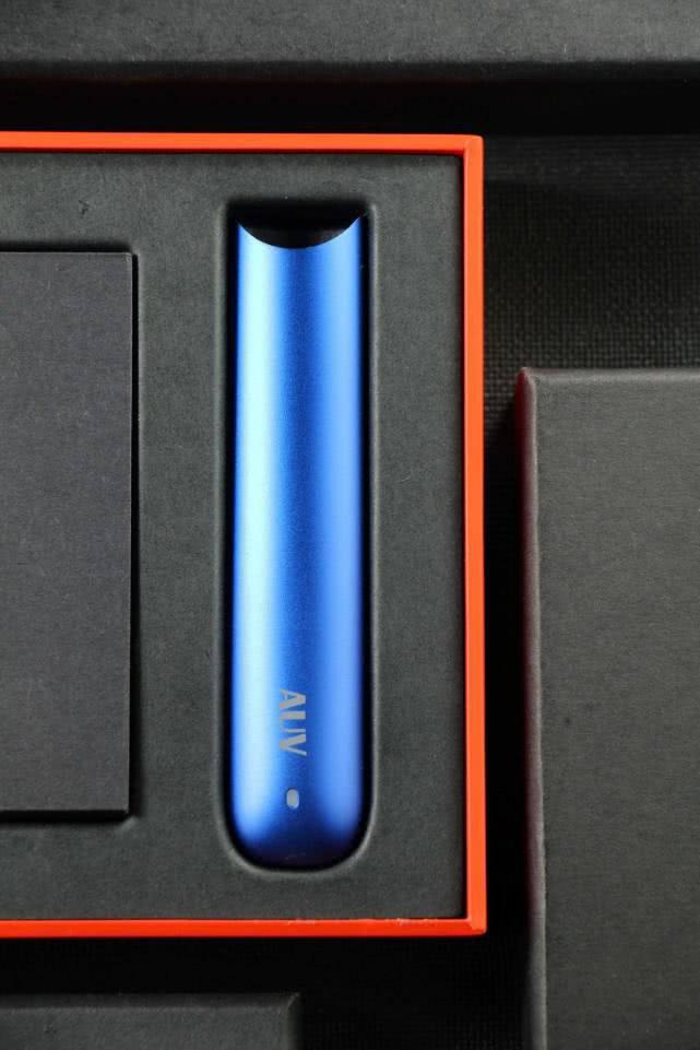 替烟戒烟新选择auv电子雾化烟你的潮酷新玩物