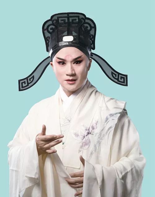 国粹昆曲王子张军携汤显祖《牡丹亭》与莎士比亚《罗朱》在汉堡地标