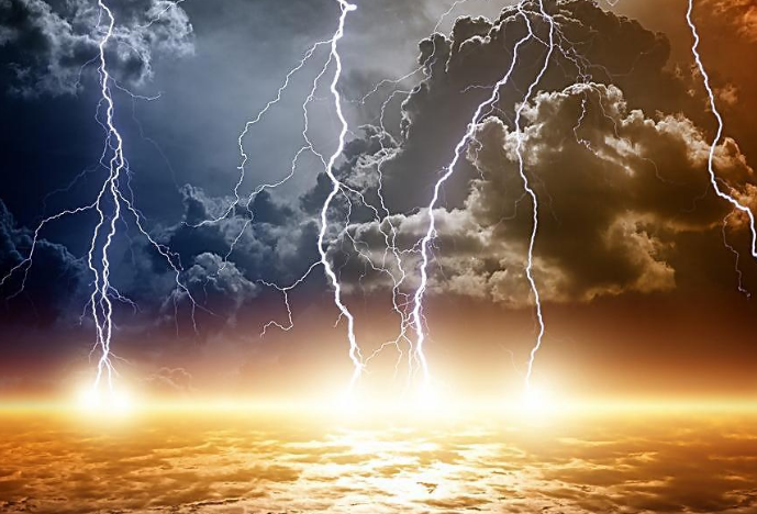 在打雷的时候闪电打到海里里面的鱼会发生怎样的变化