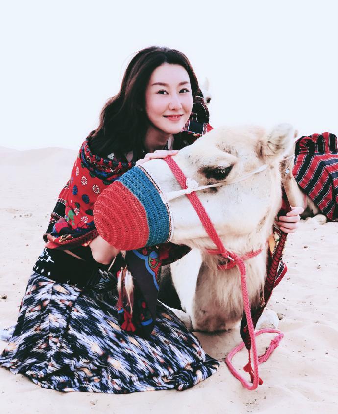 世界小姐亚军,4家公司的霸道女总裁|冯清|王宝强|世界小姐_新浪新闻