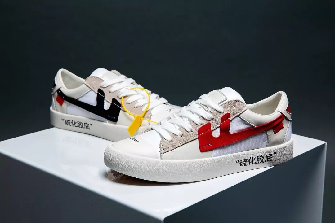 南极总人口_宝石之国南极石图片(2)