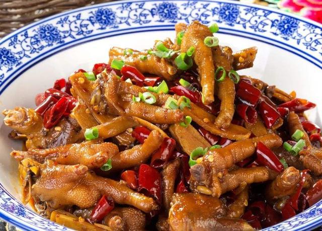湖南特色菜——姜辣凤爪,香辣软糯的鸡爪,姜辣味的