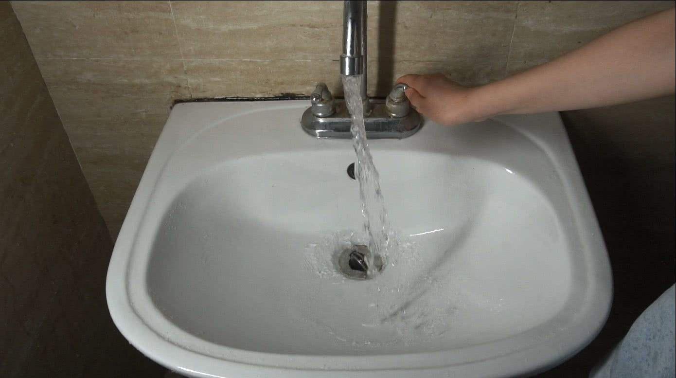 水龙头拧不正怎么办