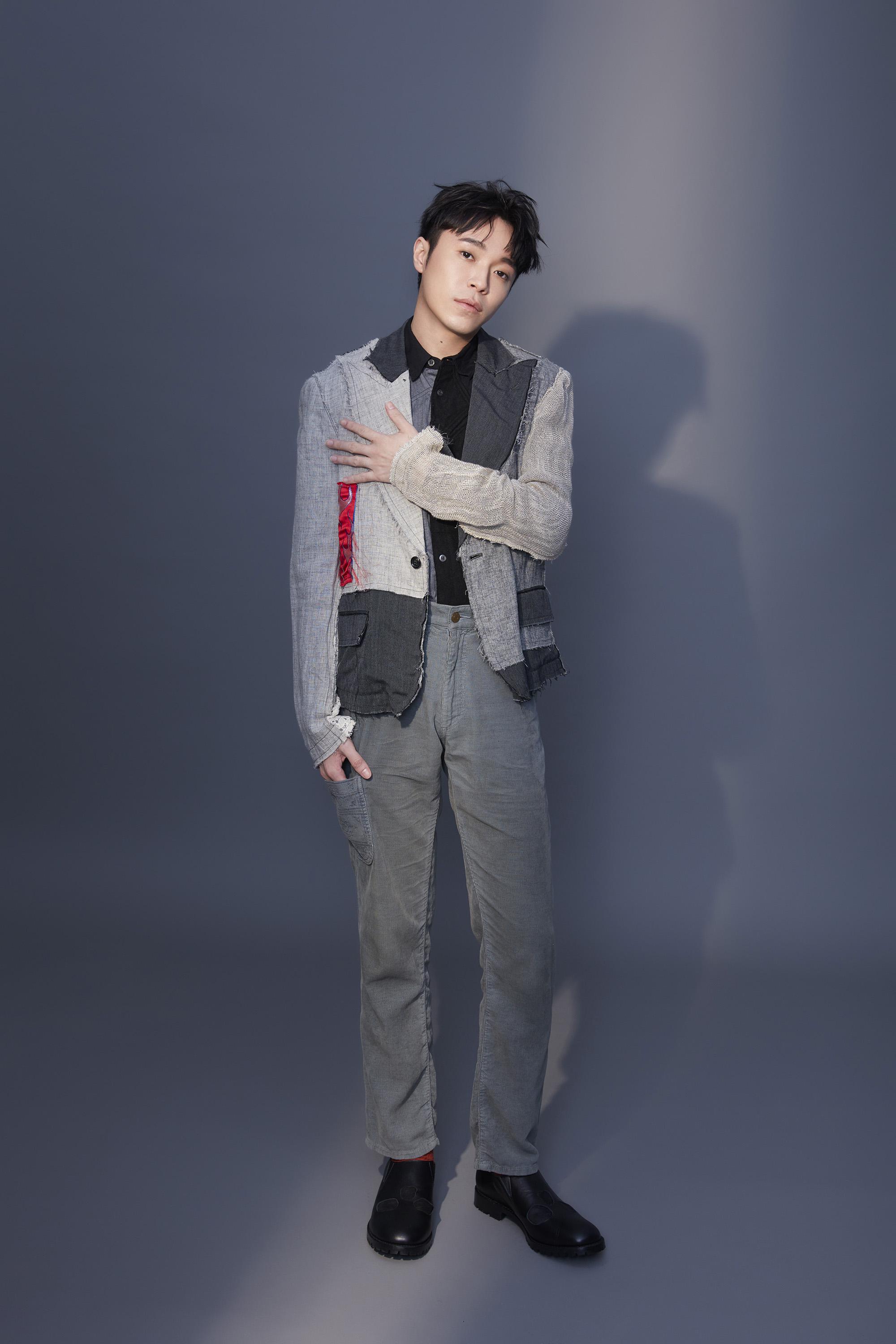 华语乐坛30组重量级歌手无预警表白吴青峰 《巴别塔庆典》放大招