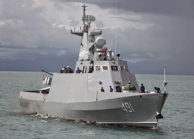 缅甸海军在自造的"江喜陀"级护卫舰,"阿奴律陀"级护卫舰,"莽瑞体"级